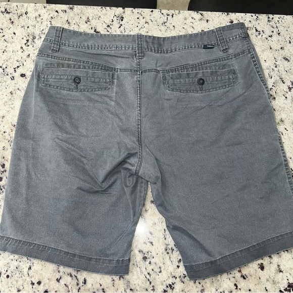 Toad & Co Mission Ridge Short size 36 10.5 inches Grey - Picture 8 of 11